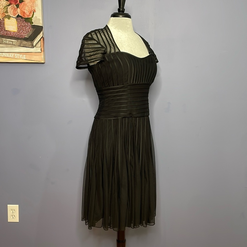 JS Collections Women’s Black Mesh Cap Sleeve Striped Knee Length Dress Size 10 - Picture 6 of 14